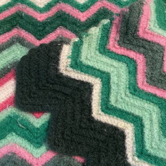 VTG Handmade Crochet Afghan Throw Blanket Zig Zag 56x48”Shades Green Red Pink - Picture 4 of 7